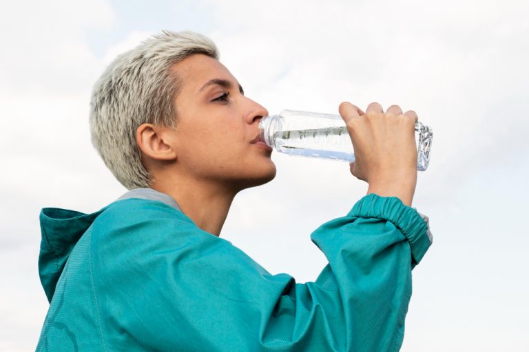 Apakah Water Filter Bisa Menghilangkan Mikroplastik dari